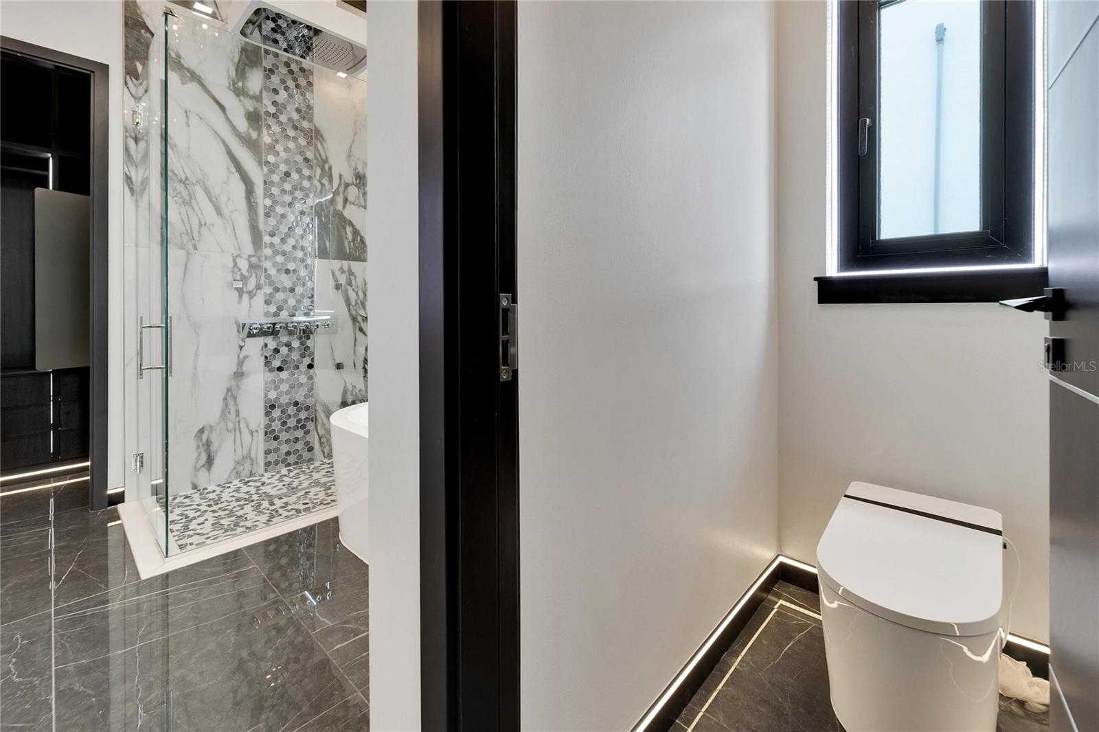 6540 SIMONE SHORES CIR — photo 43