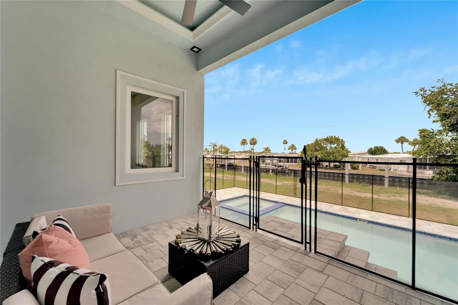 6542 SIMONE SHORES CIR — photo 55