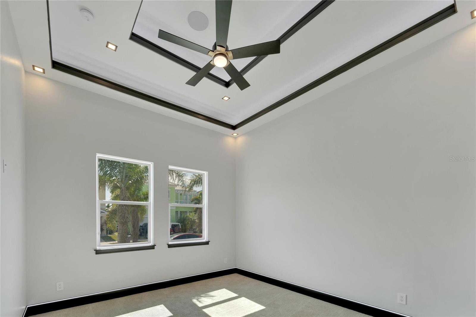 6542 SIMONE SHORES CIR — photo 41