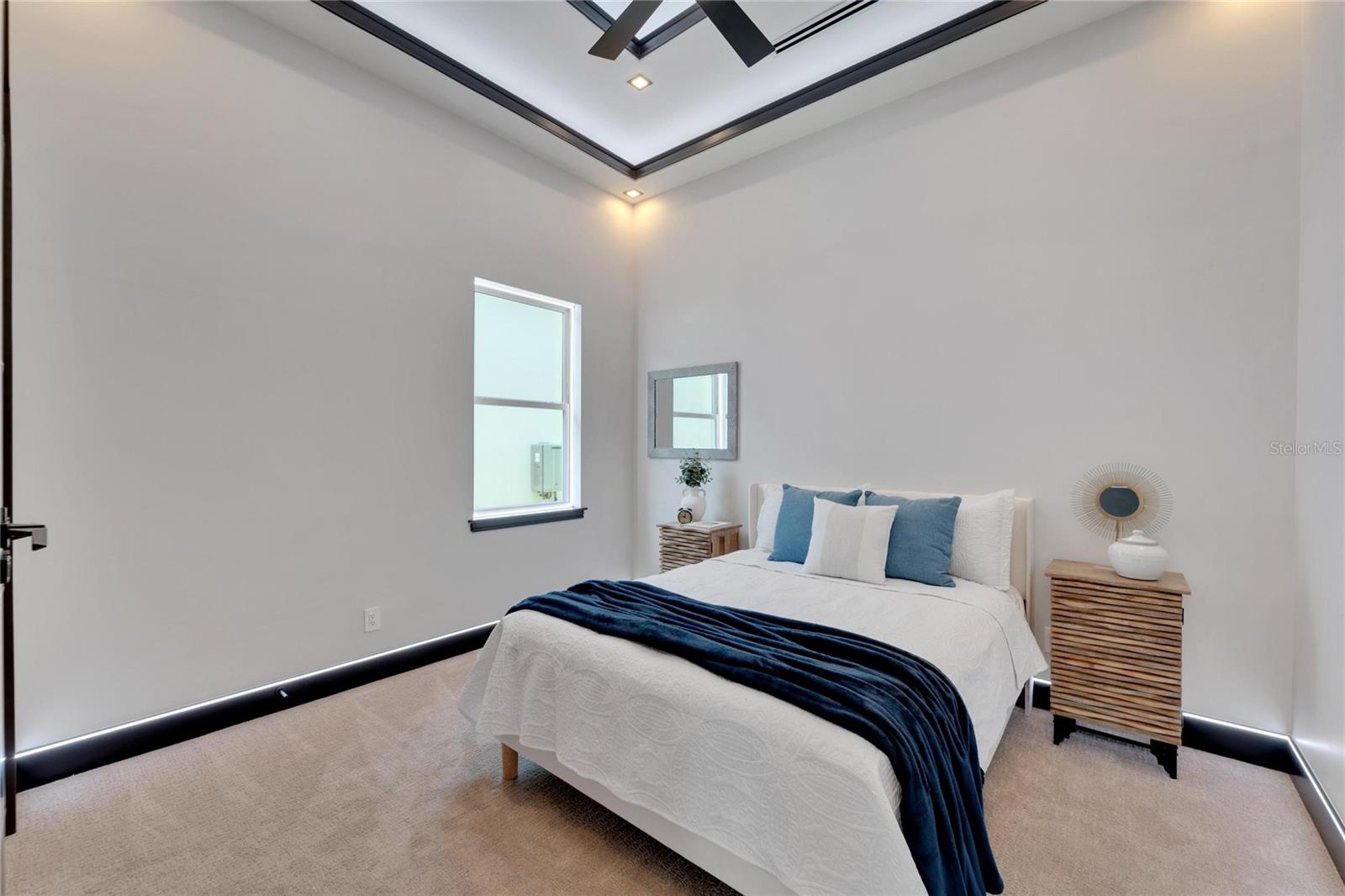 6542 SIMONE SHORES CIR — photo 45