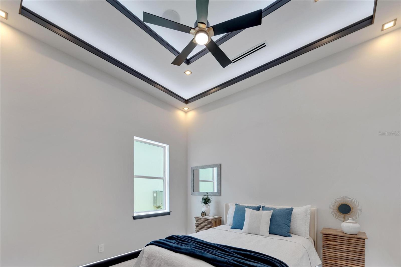 6542 SIMONE SHORES CIR — photo 46