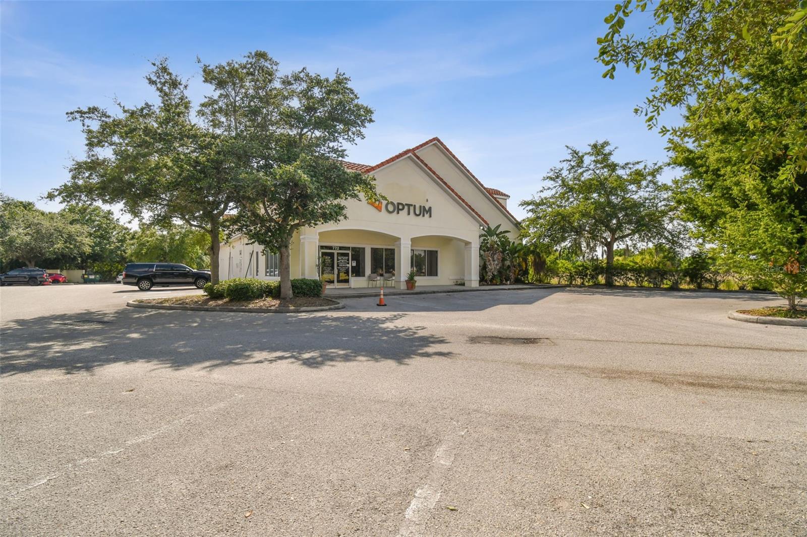 772 CORTARO DR — photo 3