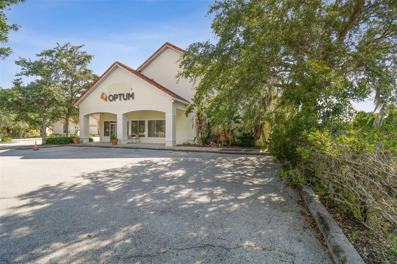 772 CORTARO DR — photo 4
