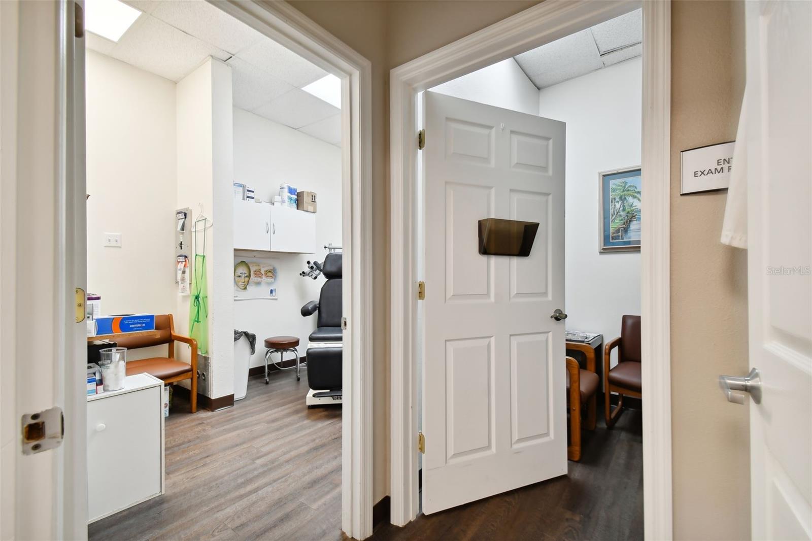 772 CORTARO DR — photo 22