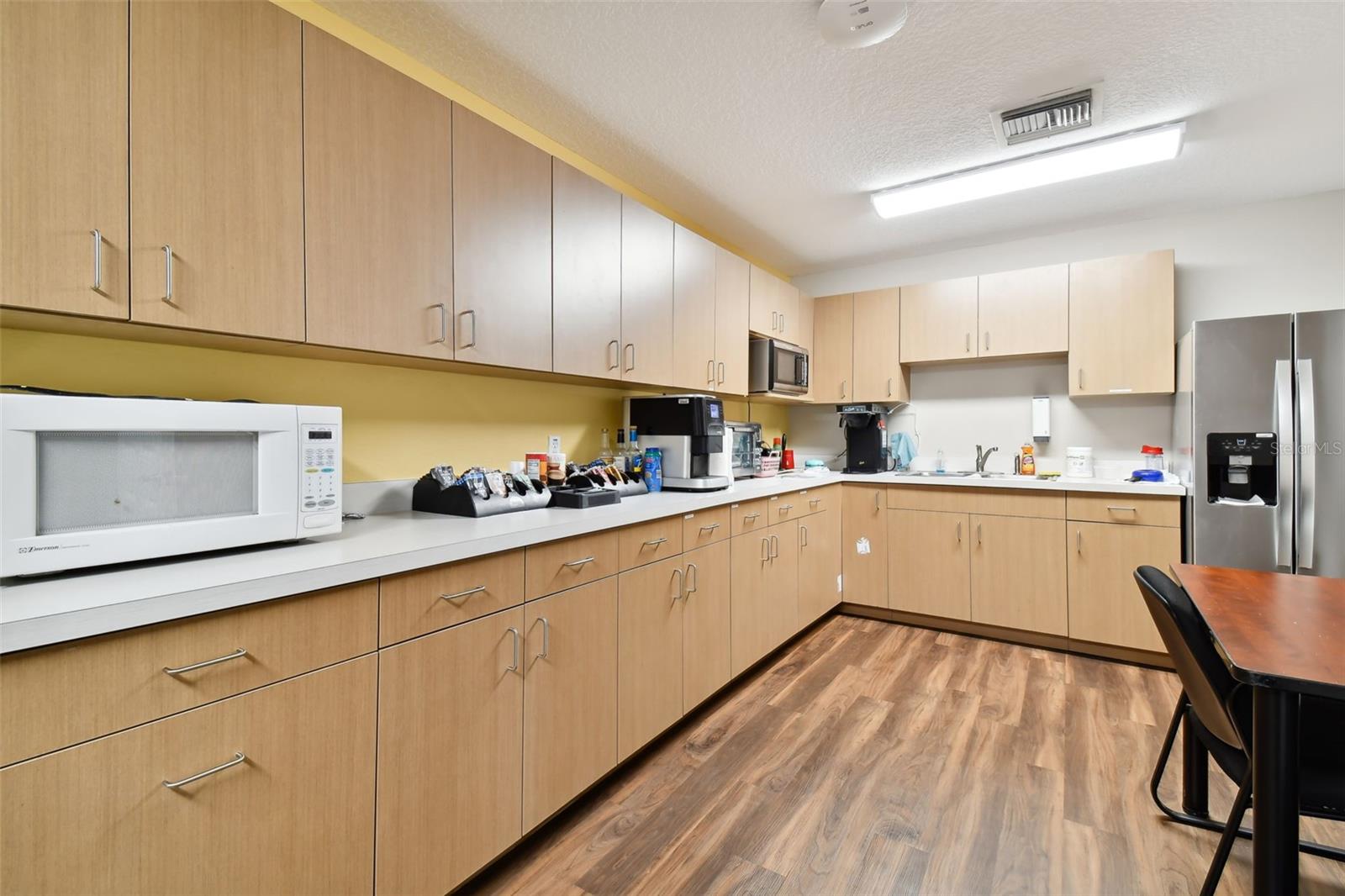 772 CORTARO DR — photo 60