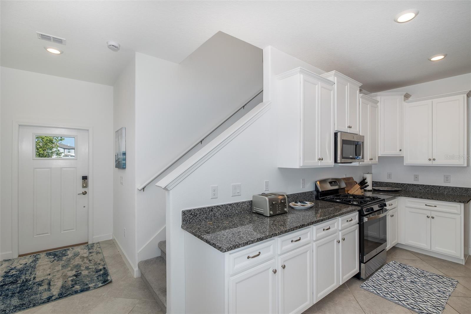 3072 HOVER HALL LN — photo 25