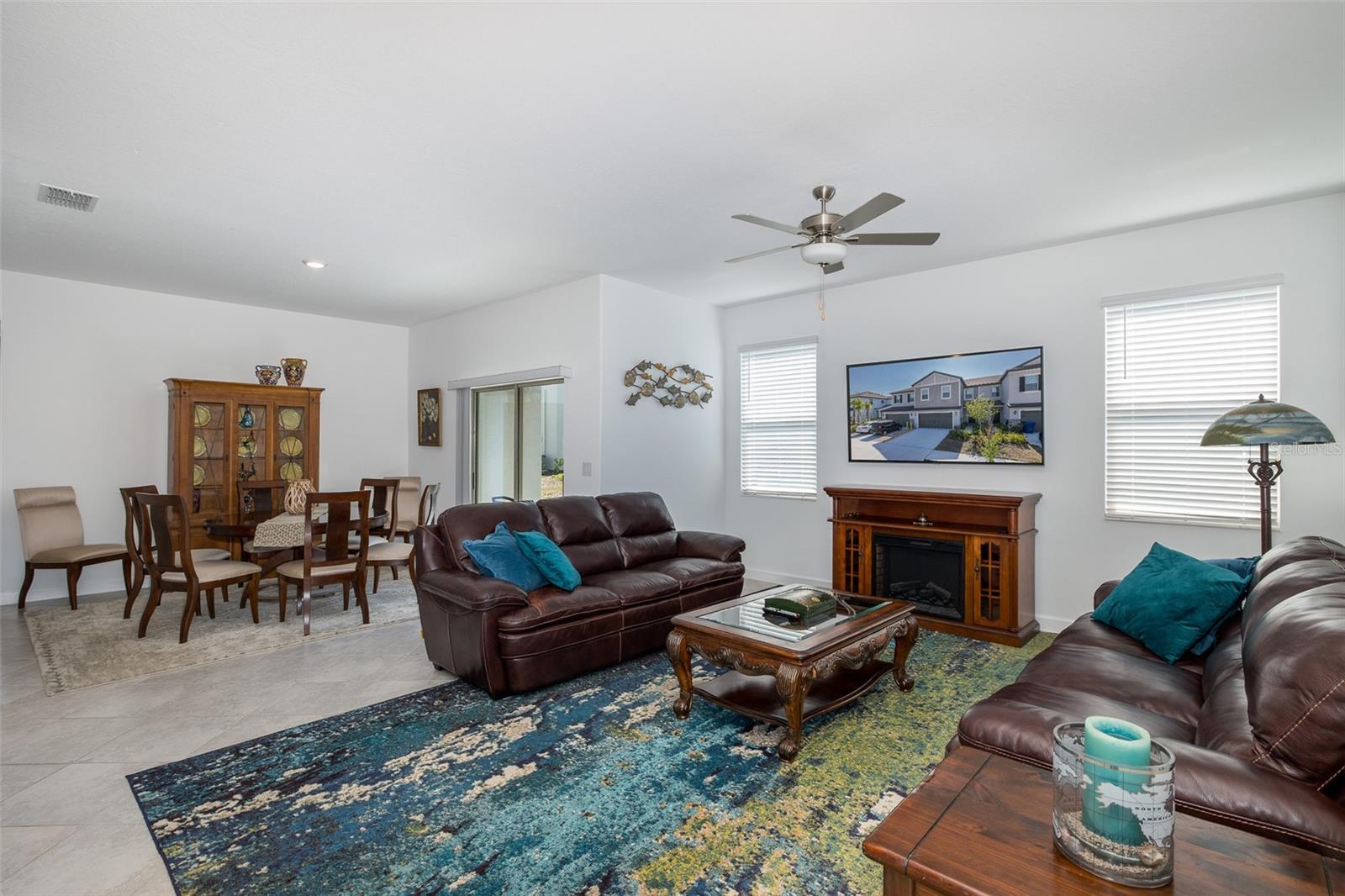 3072 HOVER HALL LN — photo 17