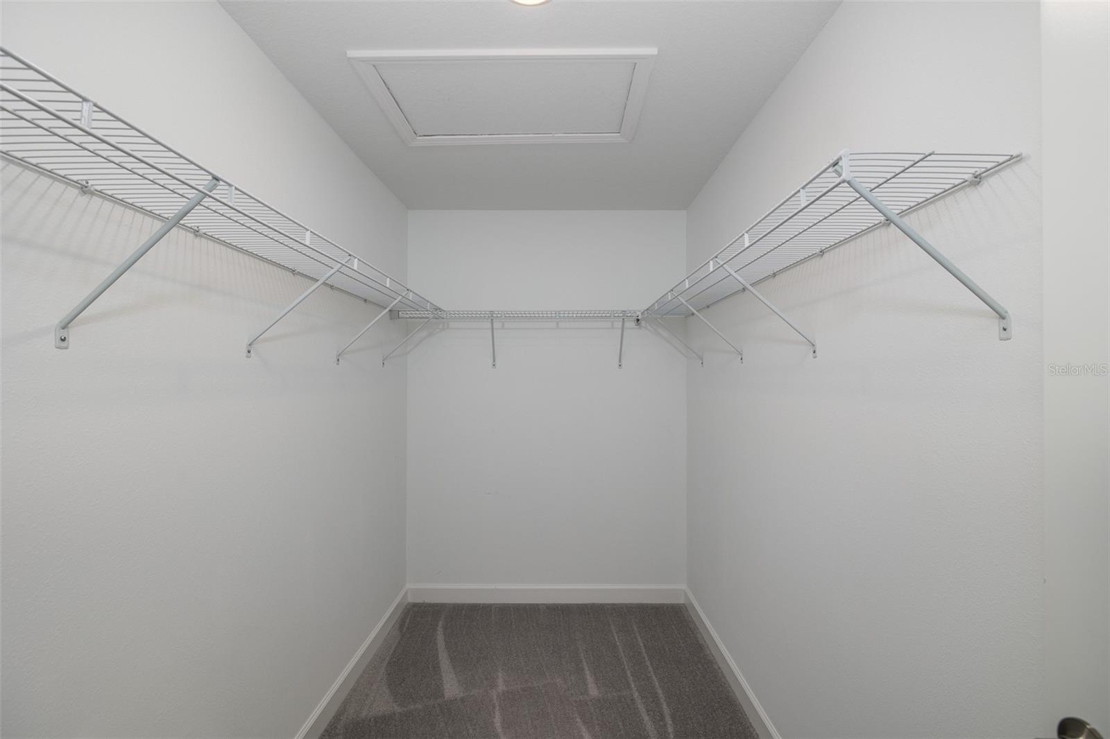 3072 HOVER HALL LN — photo 36