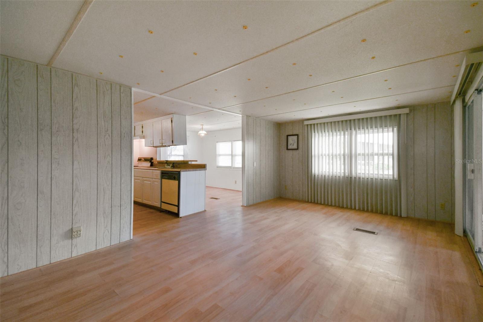 5353 COMANCHE ST — photo 16