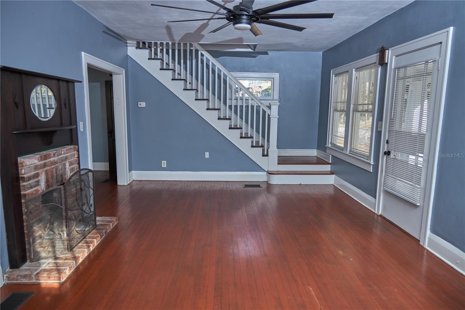 510 TIGHE AVE — photo 13