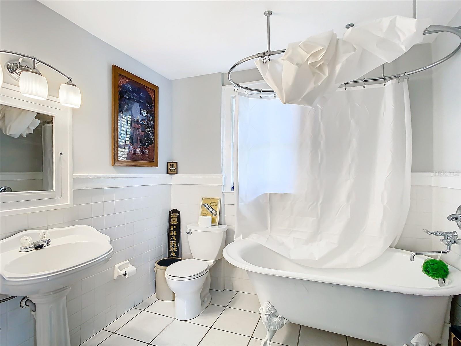 510 TIGHE AVE — photo 31