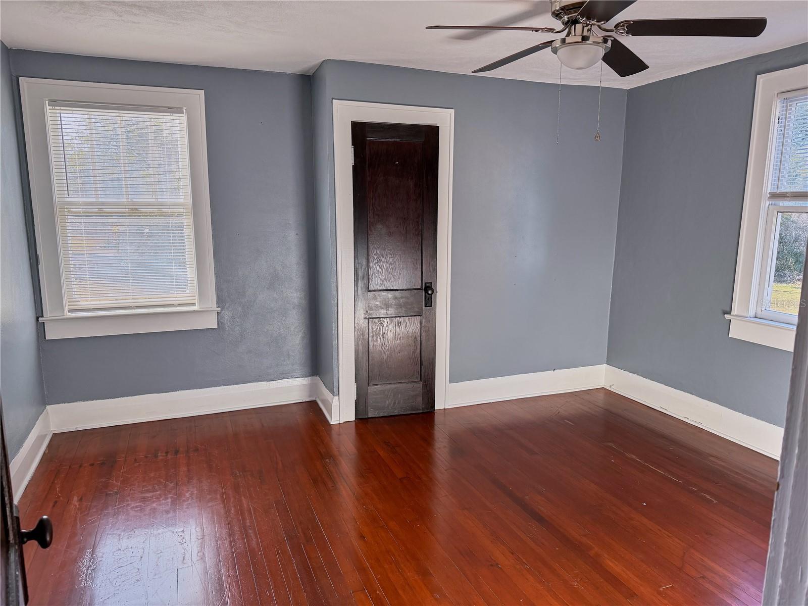 510 TIGHE AVE — photo 26