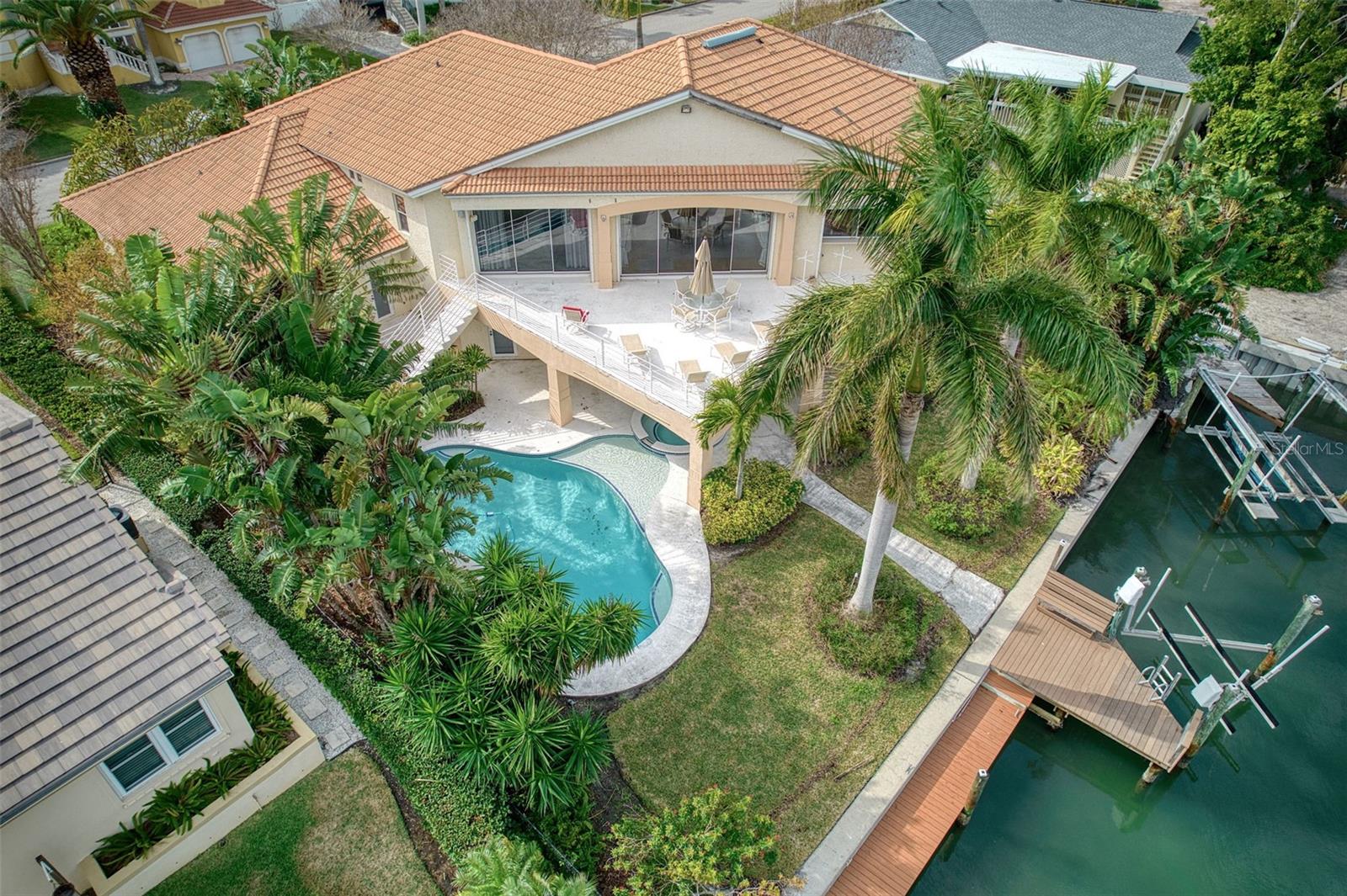 131 SANDS POINT DRIVE — photo 47