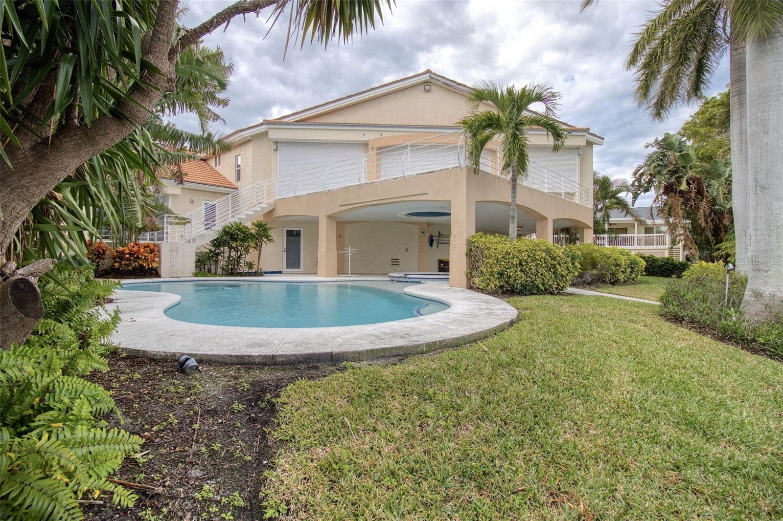 131 SANDS POINT DRIVE — photo 40