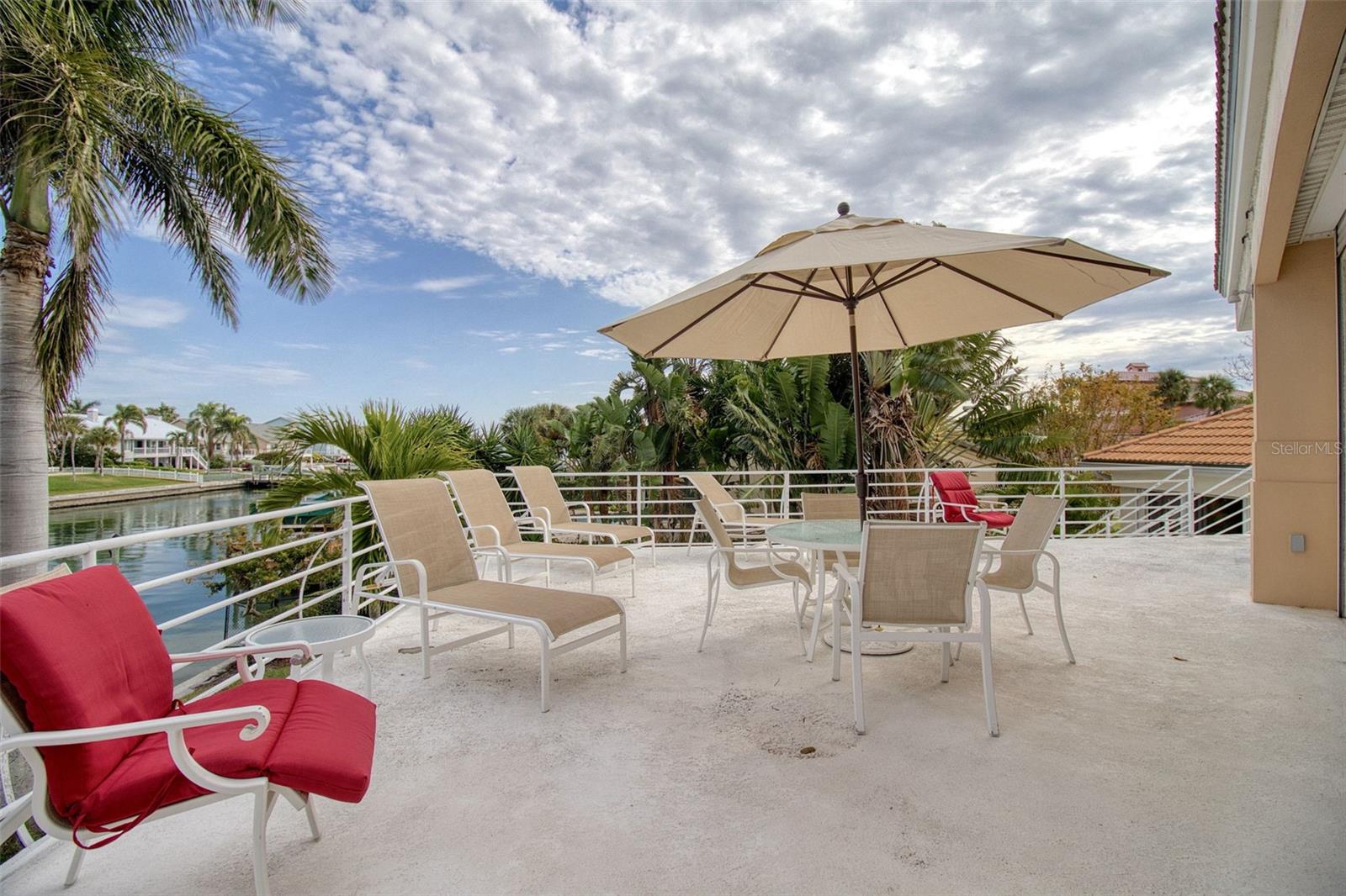 131 SANDS POINT DRIVE — photo 26