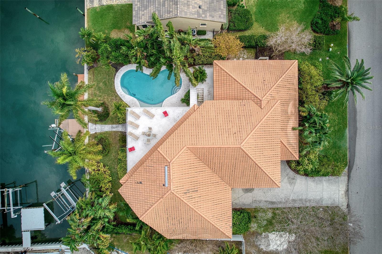 131 SANDS POINT DRIVE — photo 50