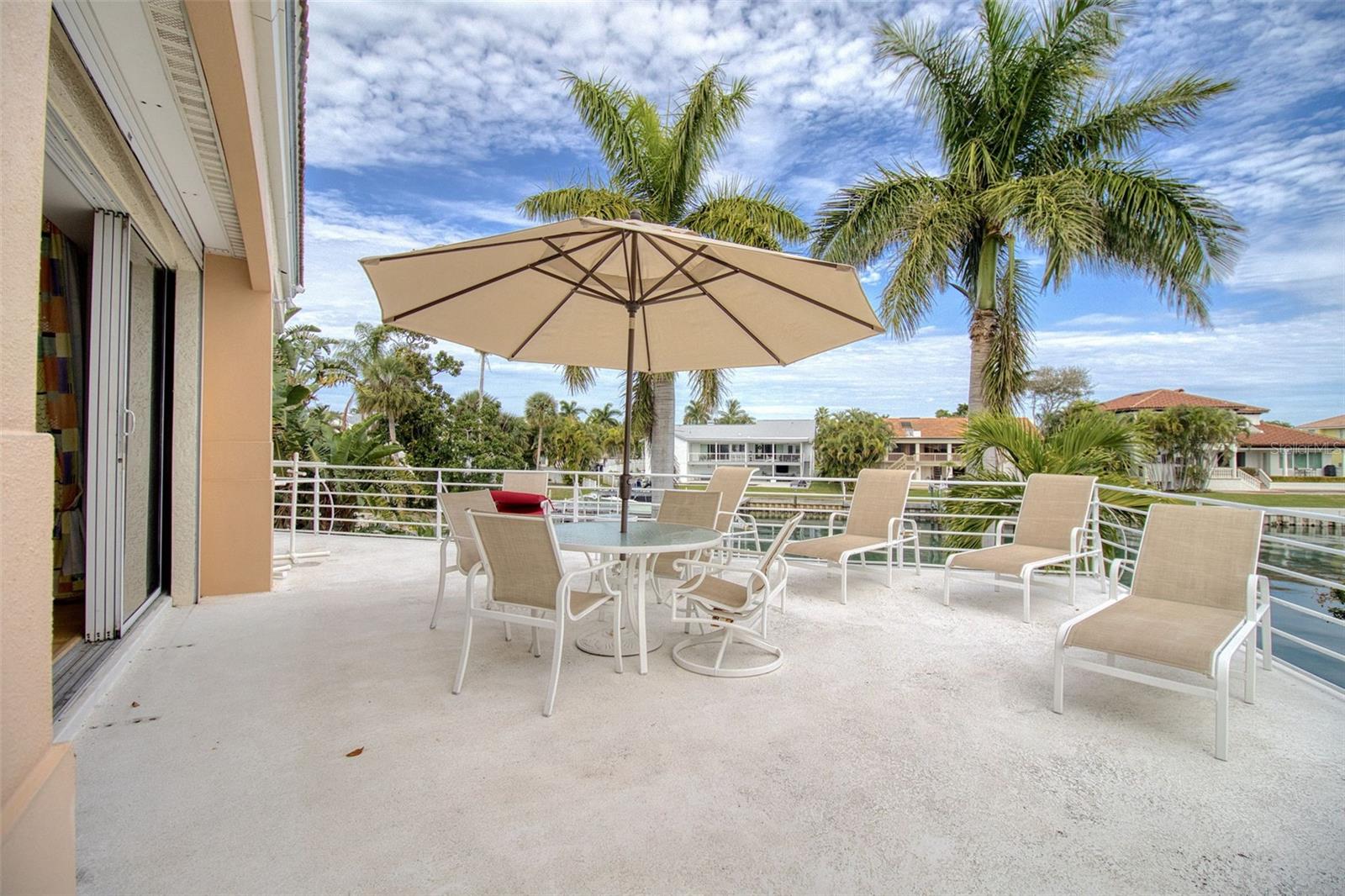 131 SANDS POINT DRIVE — photo 25