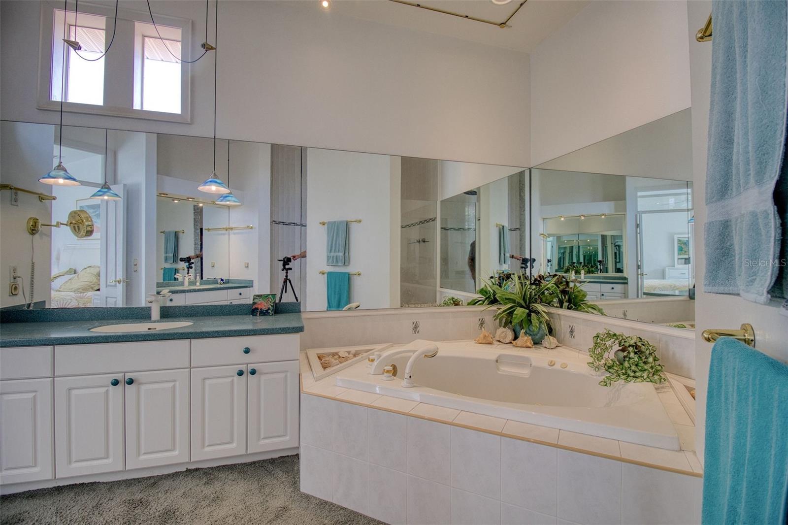 131 SANDS POINT DRIVE — photo 37