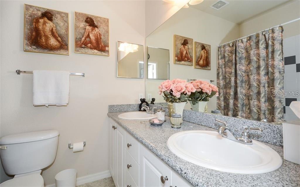 7685 PLANTATION CIR #B — photo 16
