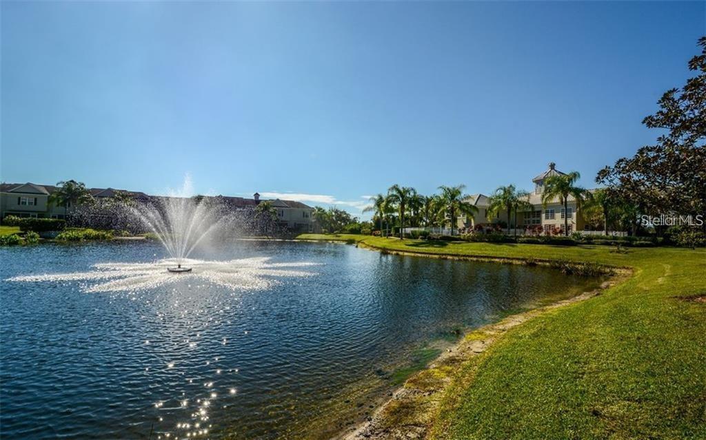 7685 PLANTATION CIR #B — photo 32