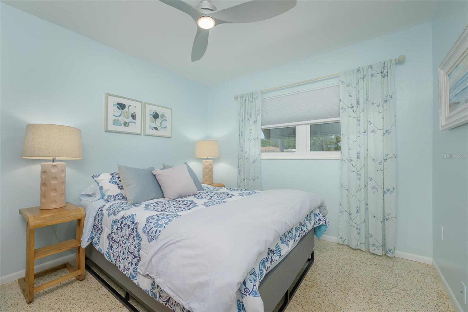3801 HELENE ST — photo 22