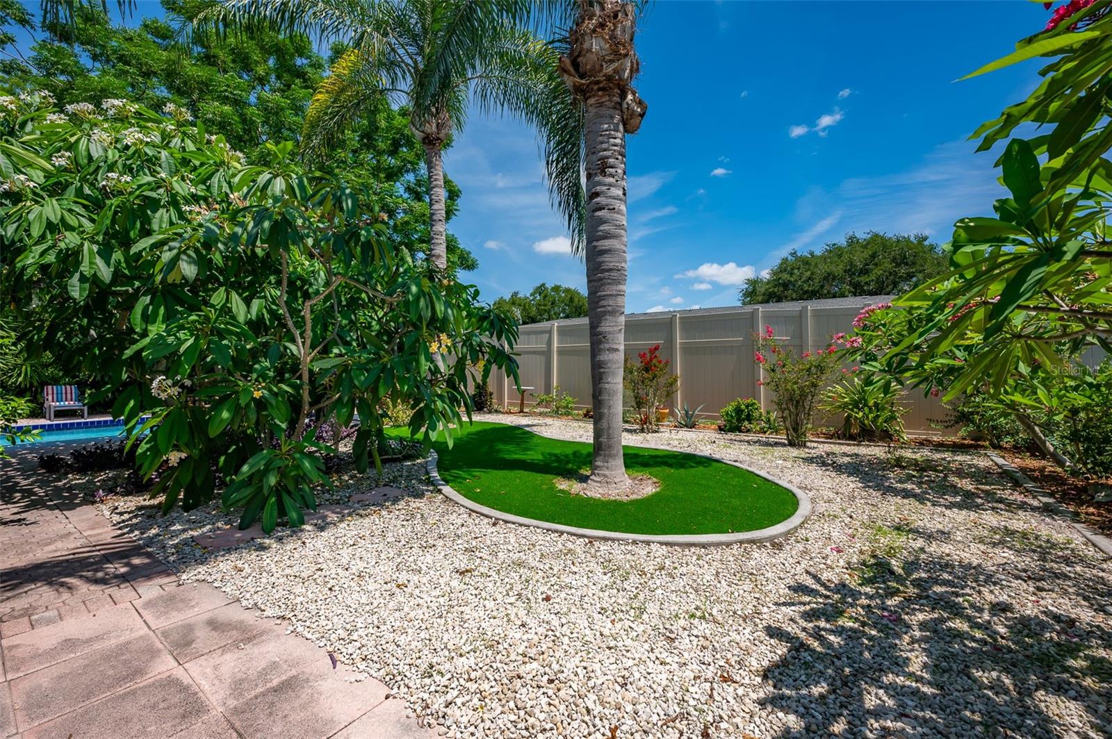 3801 HELENE ST — photo 28