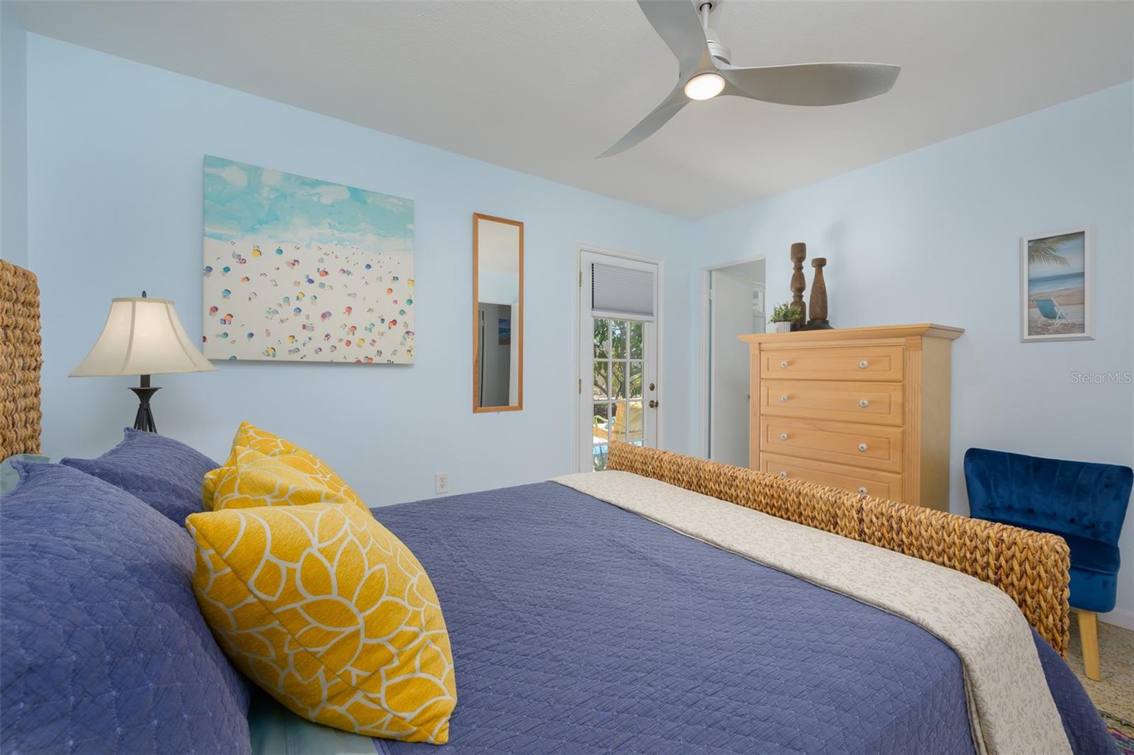 3801 HELENE ST — photo 17
