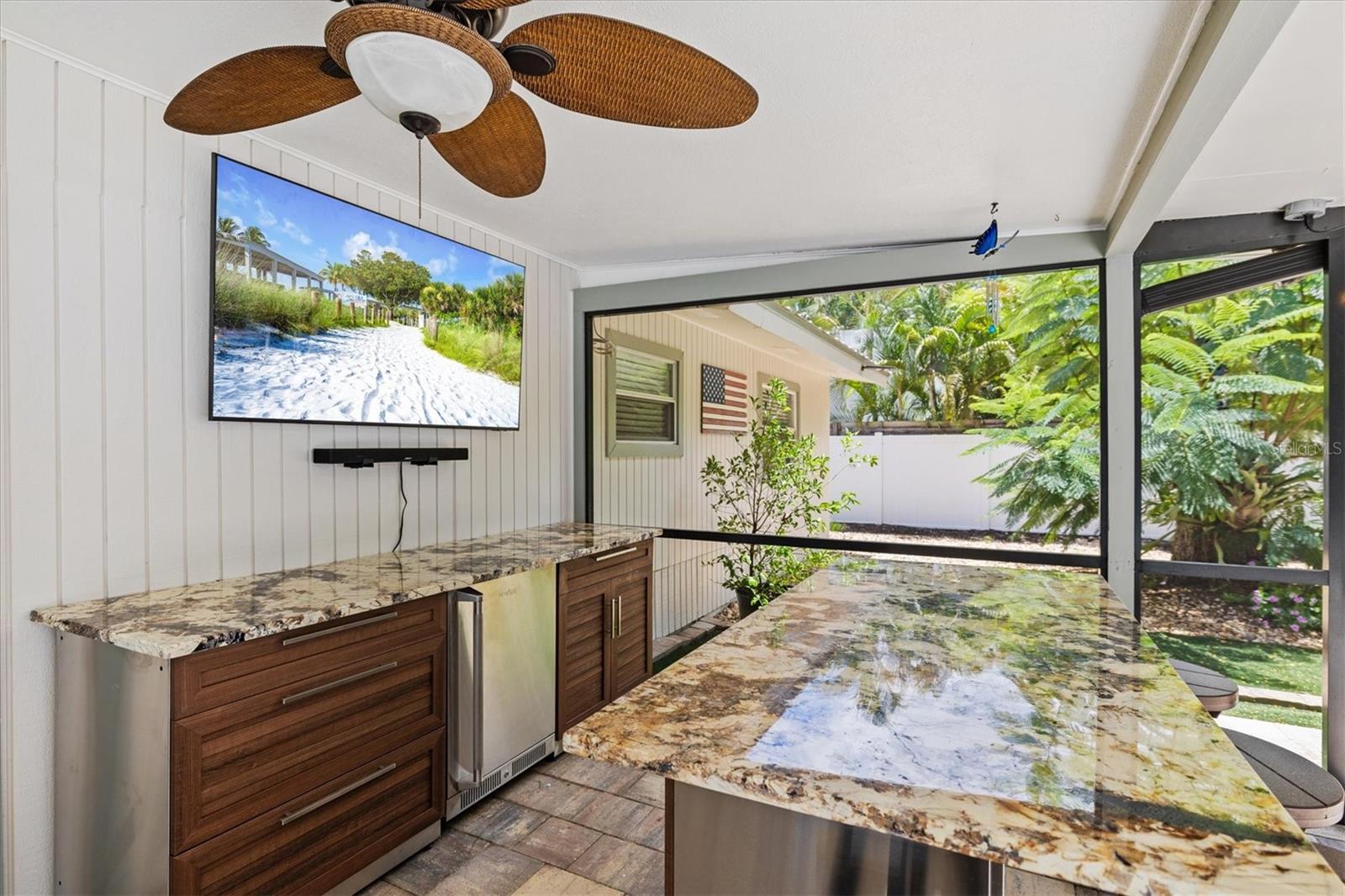 Home in SARASOTA — photo 5