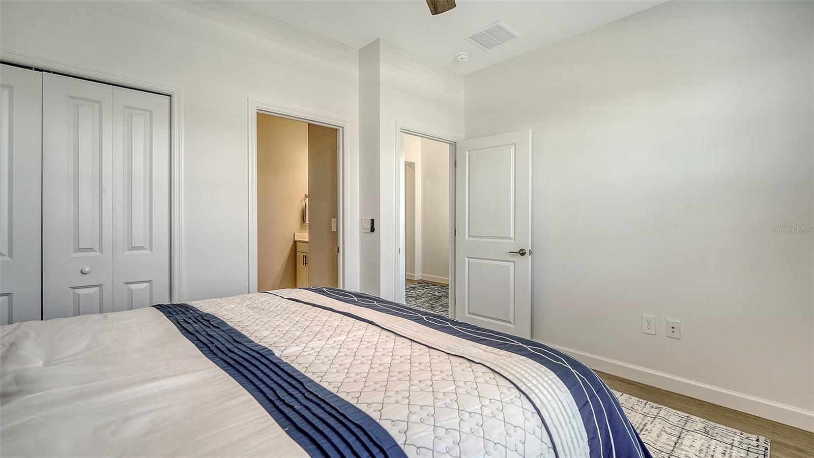 4909 OYSTER PEARL ST — photo 38