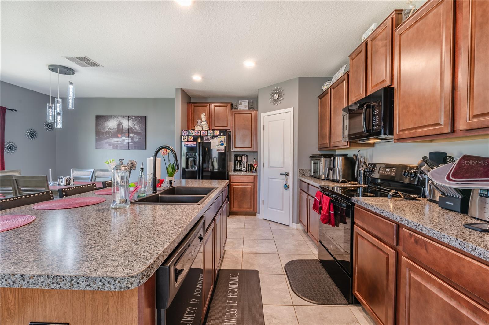 409 SERENITY MILL LOOP — photo 16