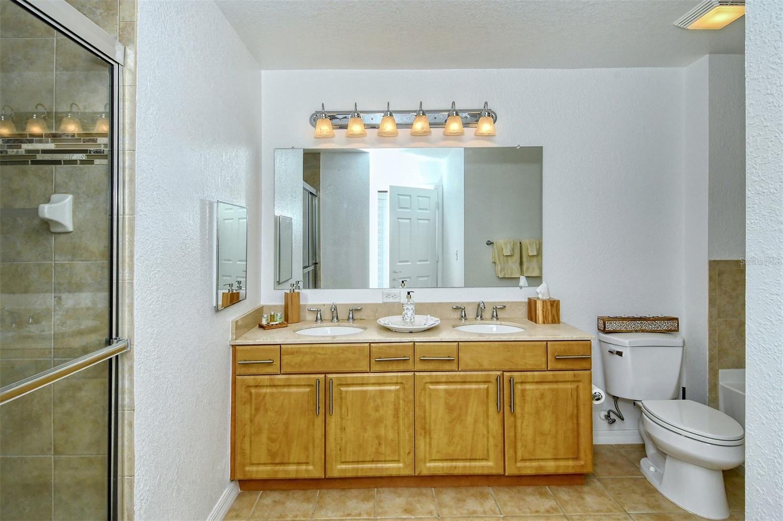 1064 N TAMIAMI TRL #1627 — photo 22