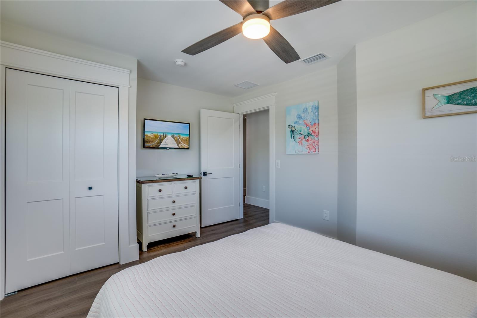 2102 AVENUE B — photo 42