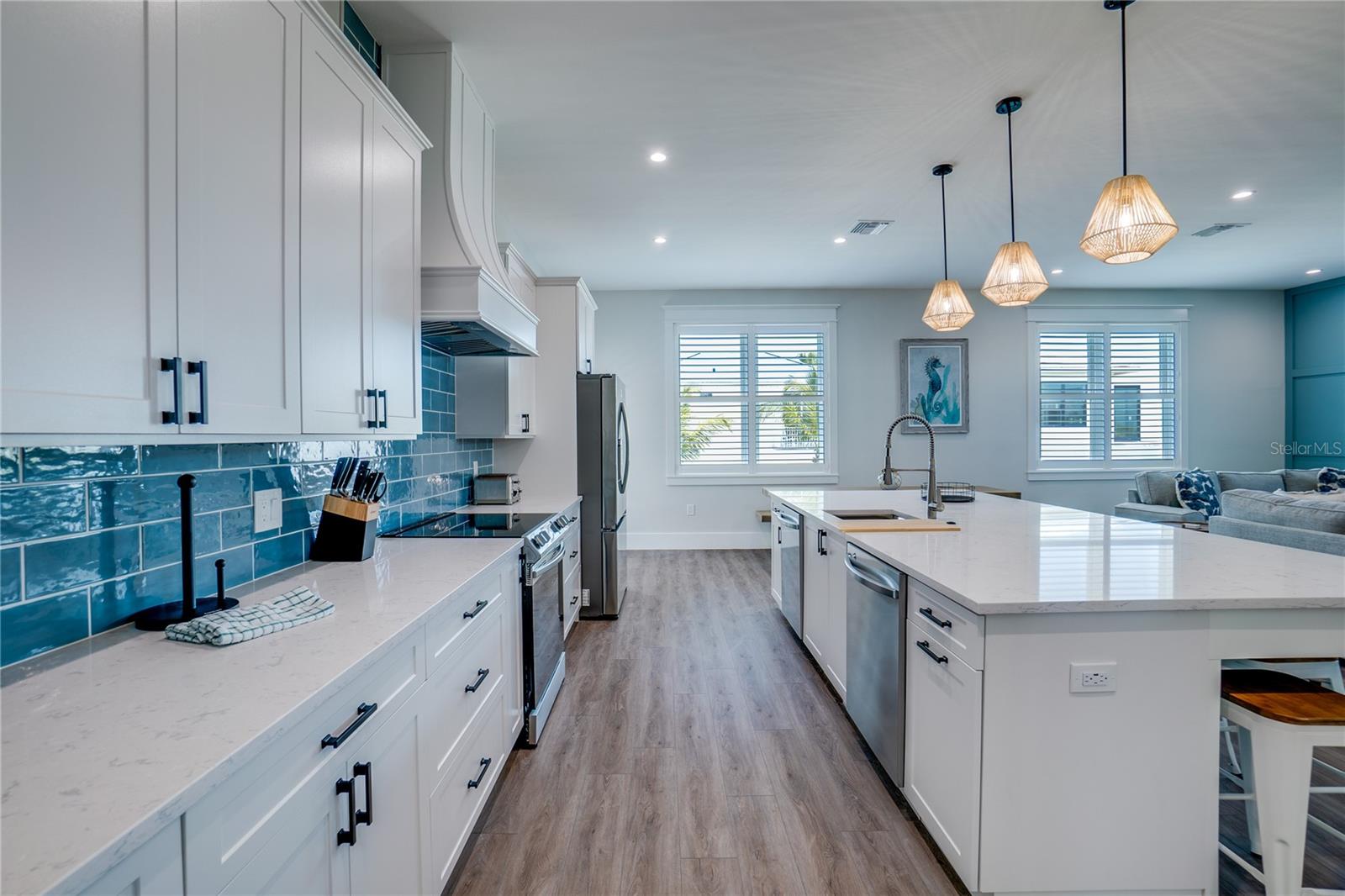 2102 AVENUE B — photo 12