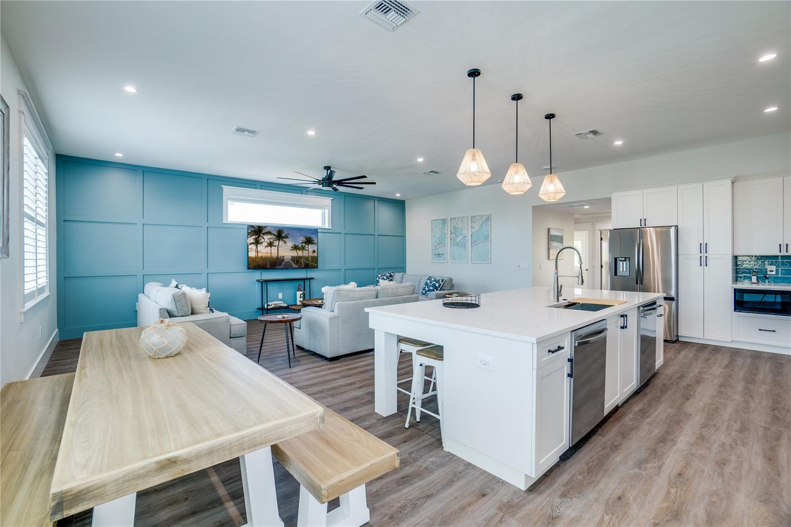2102 AVENUE B — photo 11