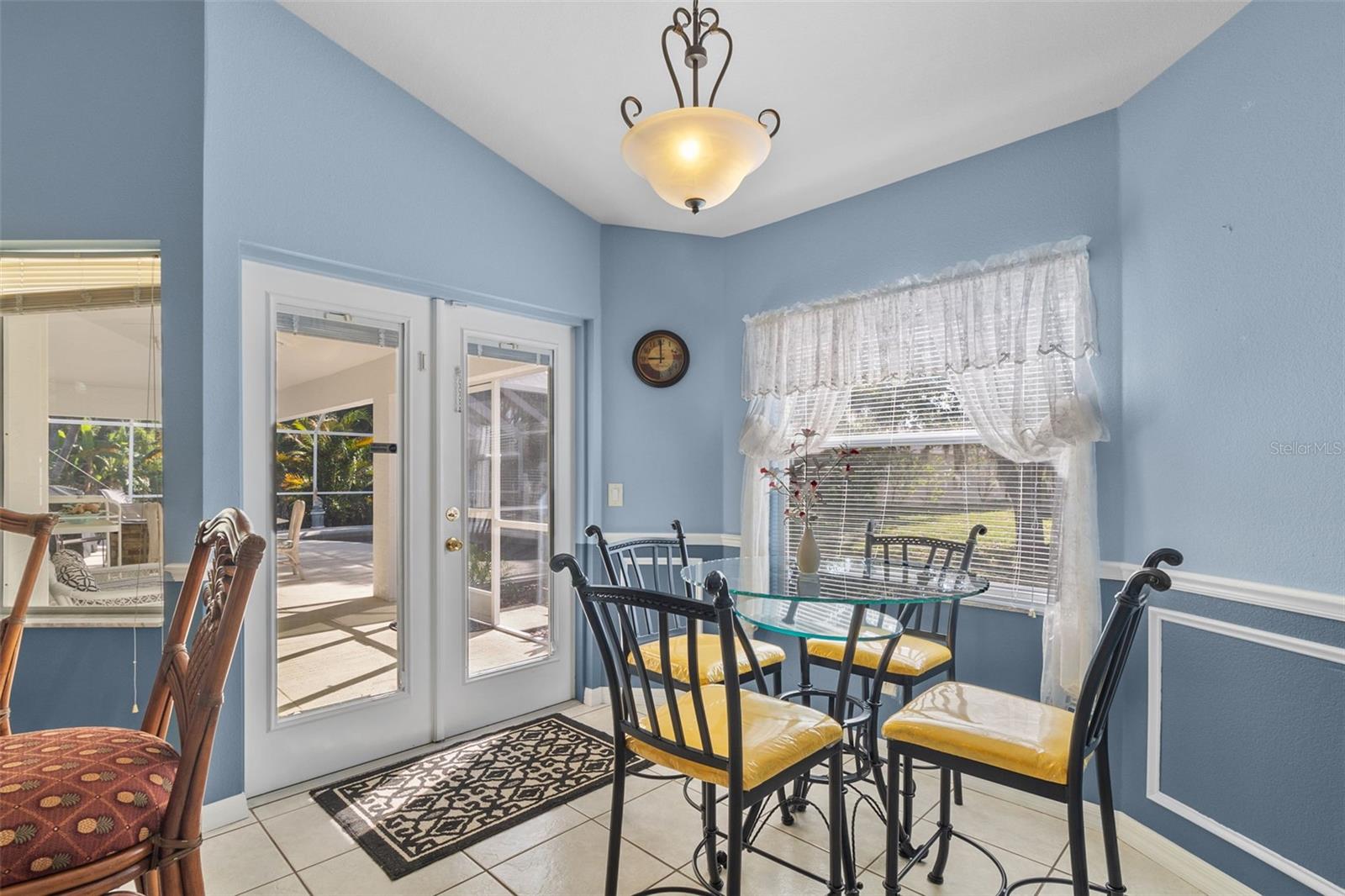 4812 KENVIL DR — photo 17