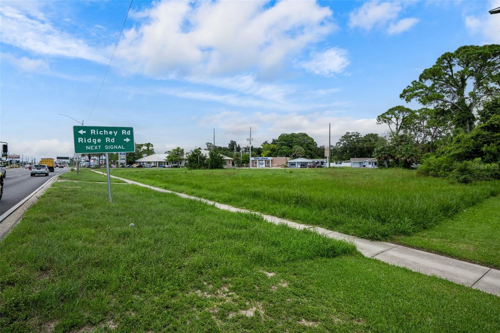 00 US HWY 19 — photo 19