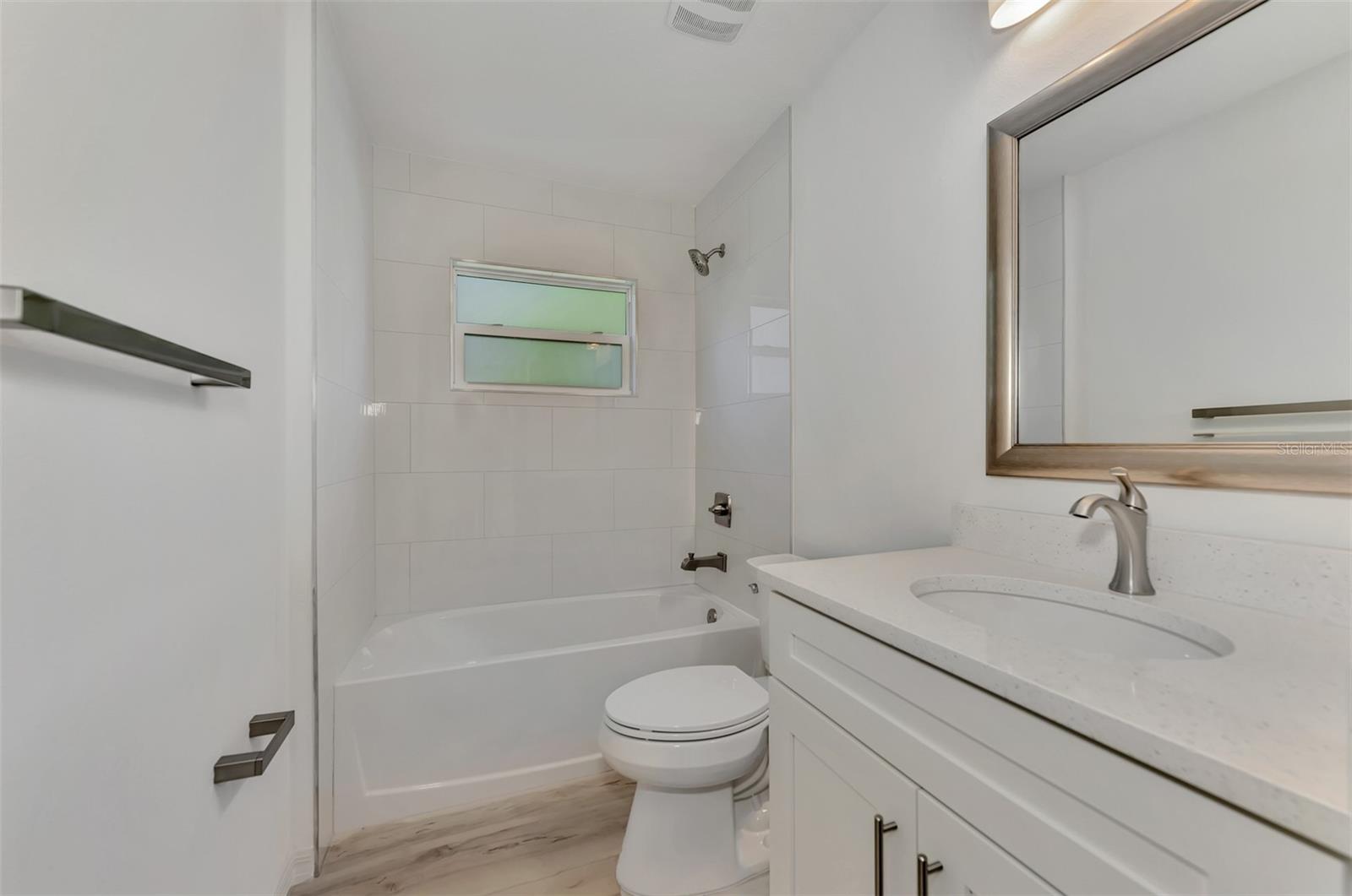 3847 E PRICE BLVD — photo 31