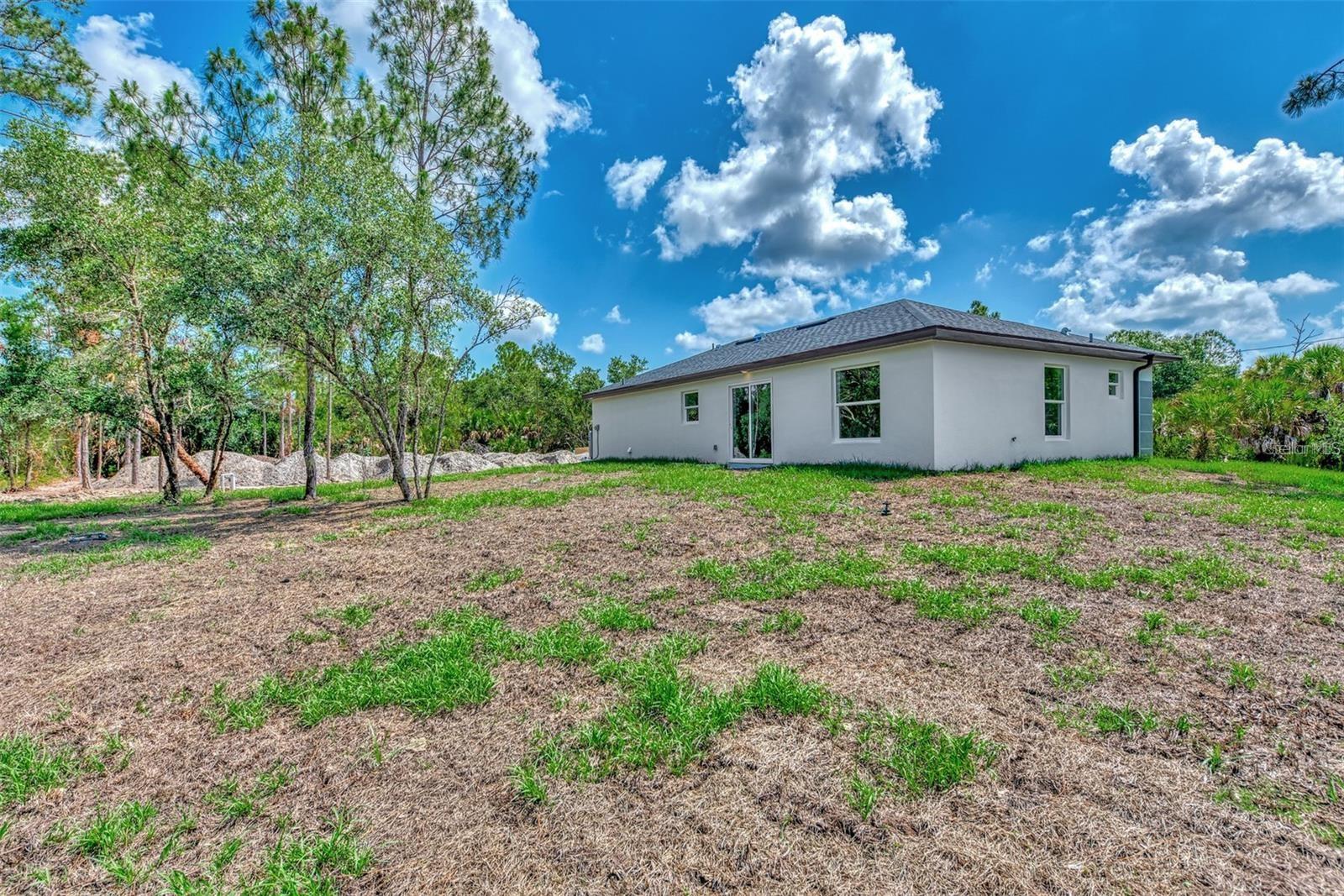 4637 CORBETT LN — photo 2