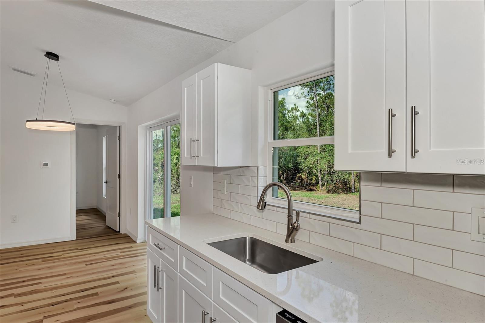 4637 CORBETT LN — photo 16