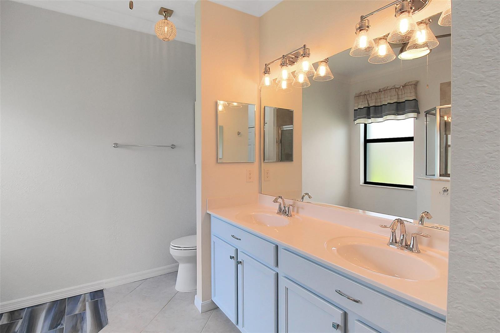 20230 TESORO DR — photo 39