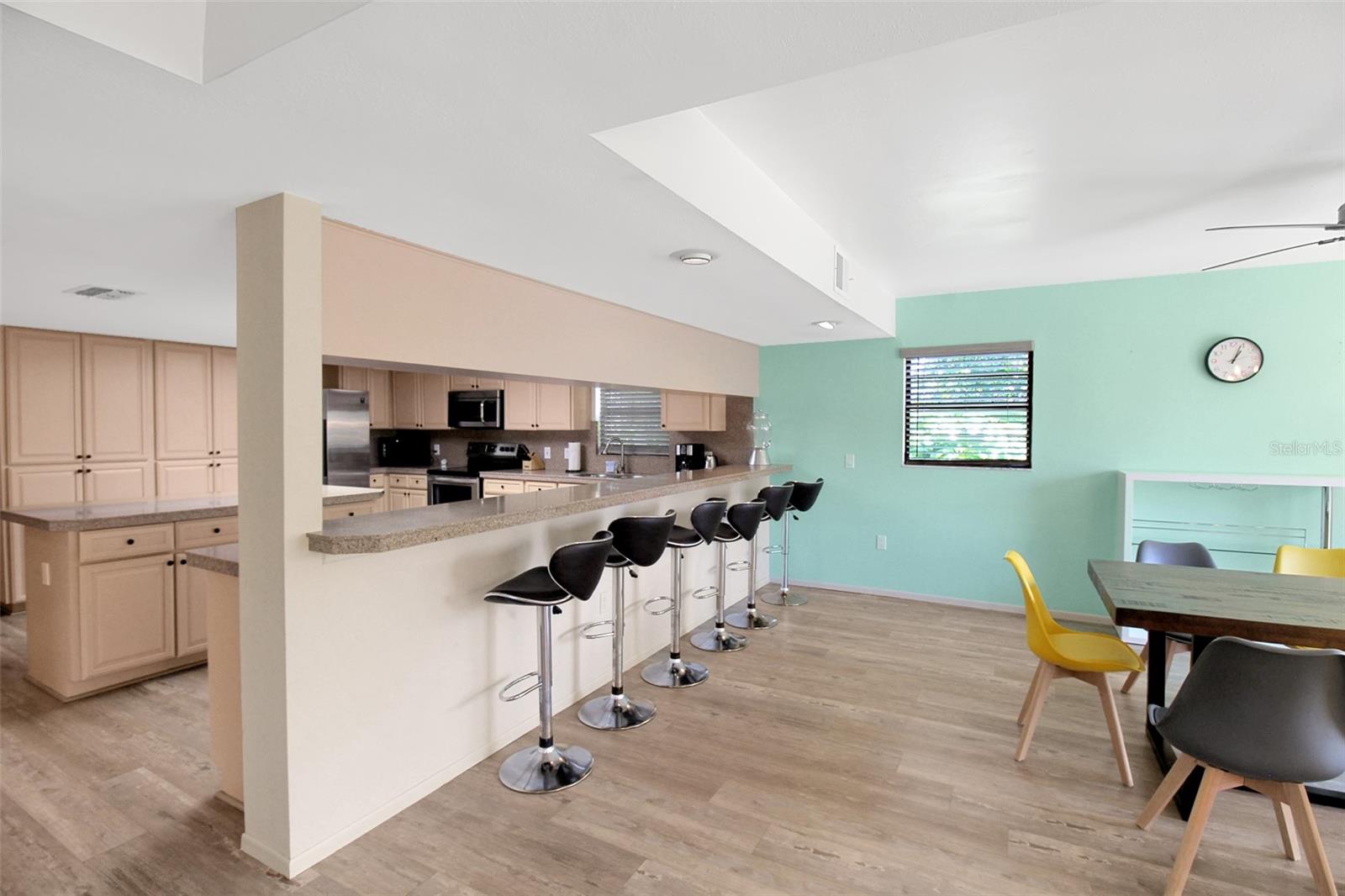 4003 BAYSIDE CT — photo 6