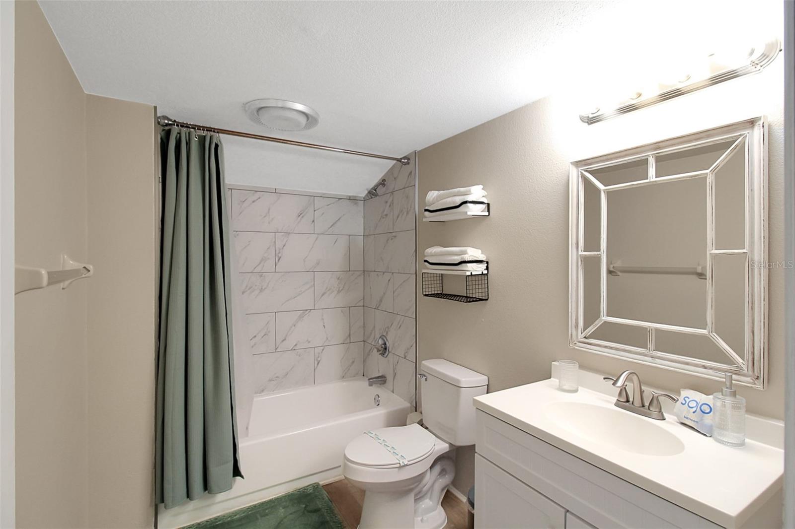 4003 BAYSIDE CT — photo 34