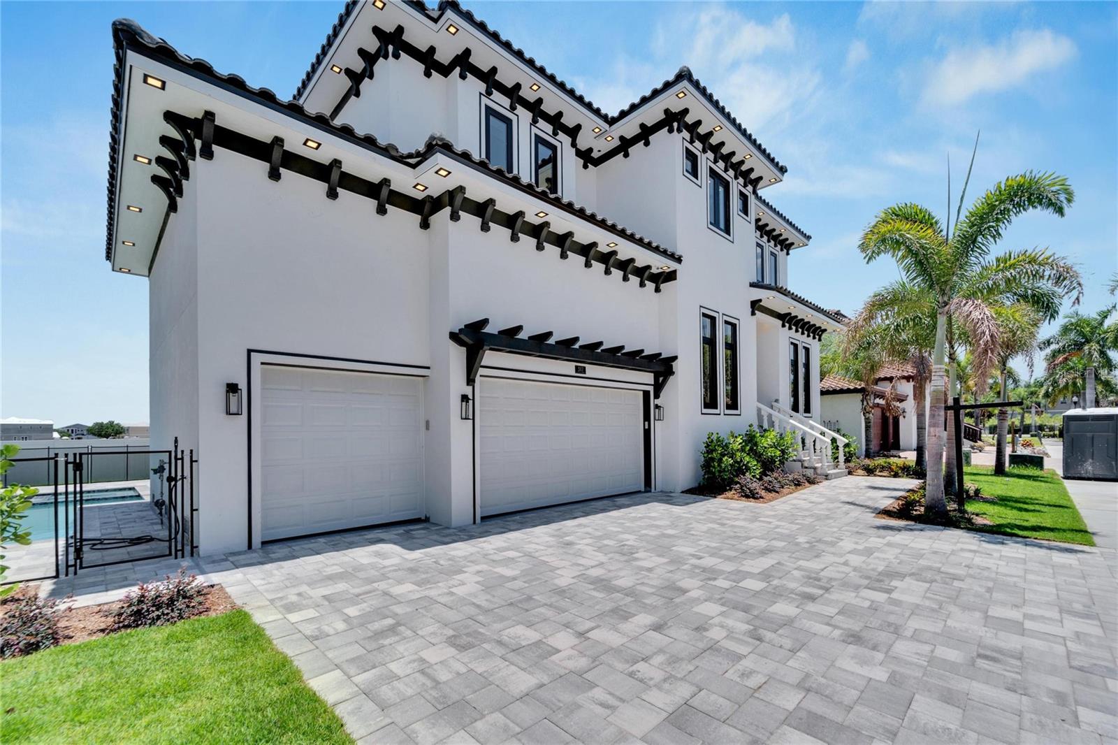 517 TREVISO DR — photo 11