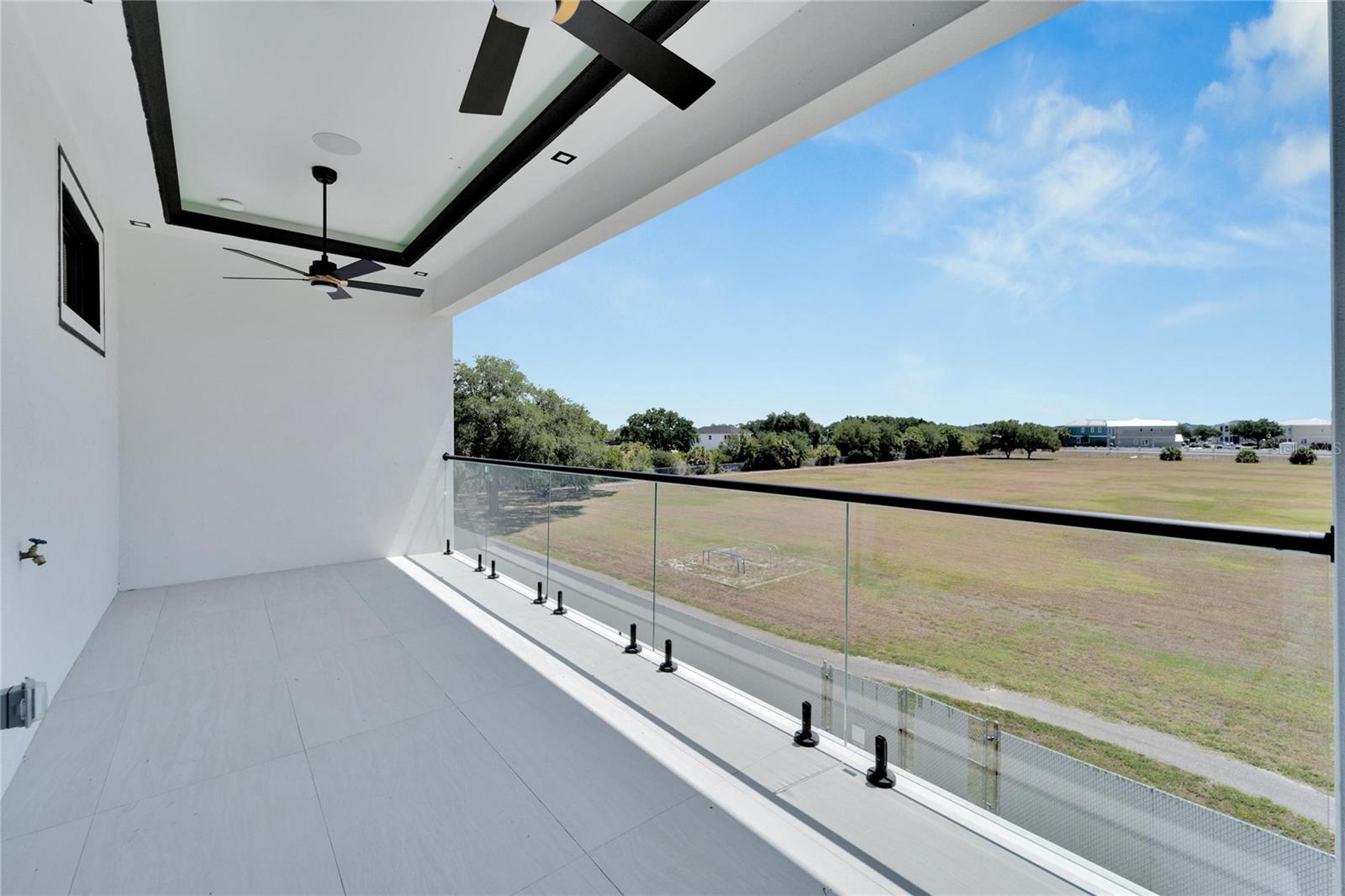 517 TREVISO DR — photo 60