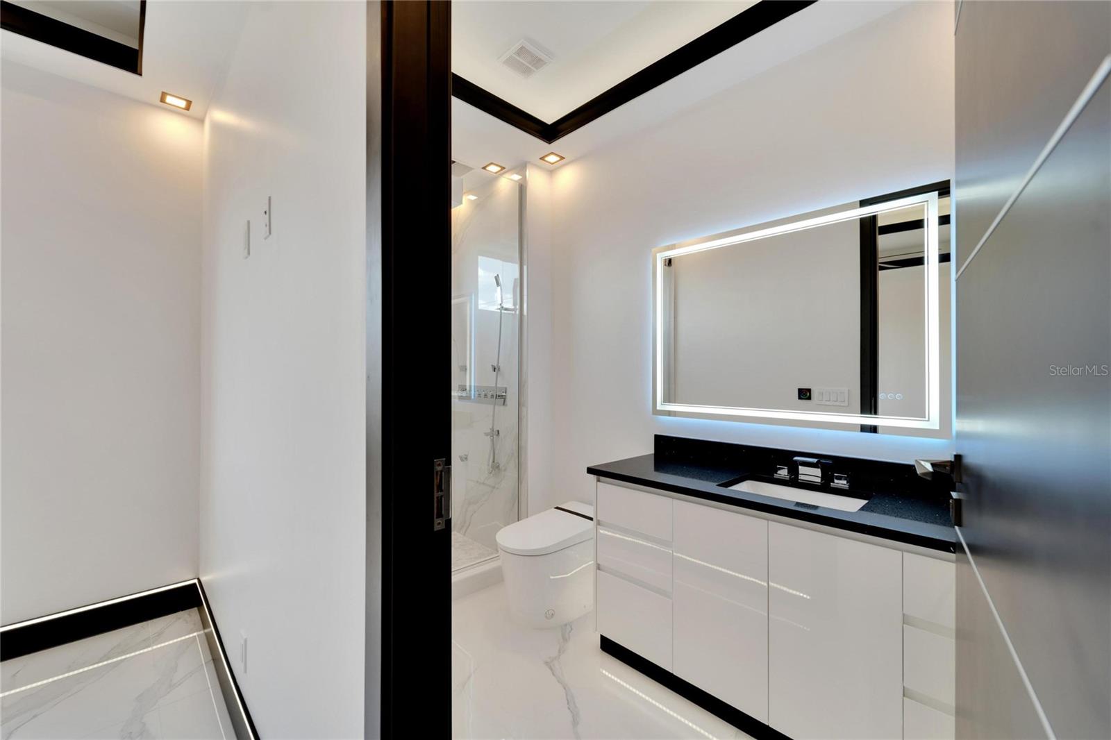 517 TREVISO DR — photo 73