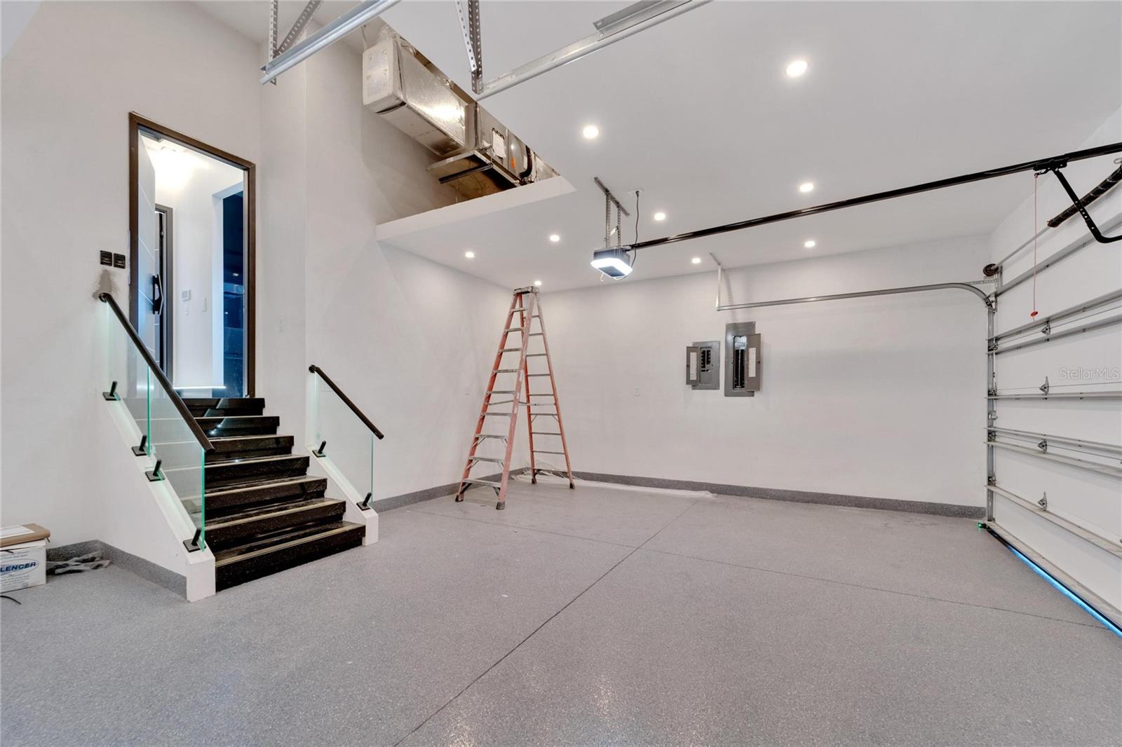 517 TREVISO DR — photo 77