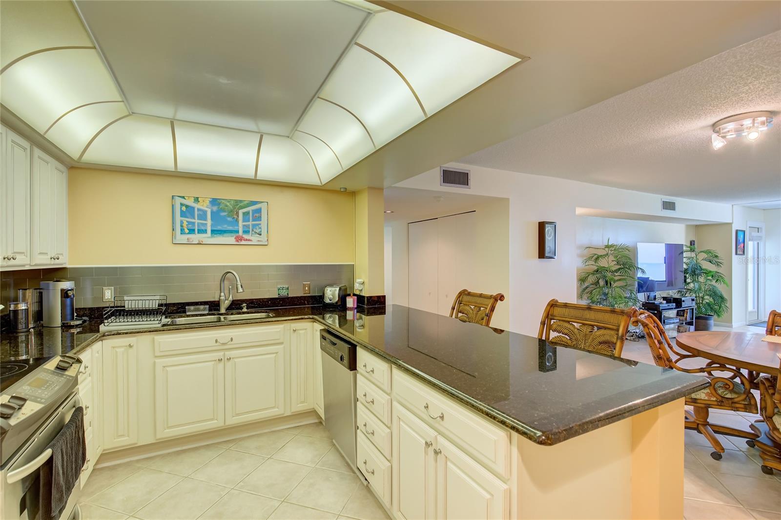 1460 GULF BLVD #412 — photo 9