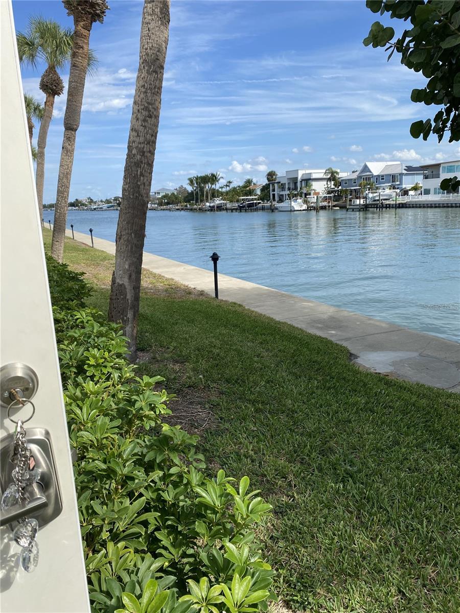 5555 GULF BLVD #104 — photo 32