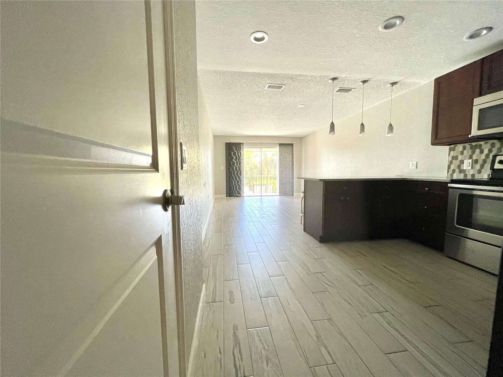 1860 MASSACHUSETTS AVE NE #214 — photo 3