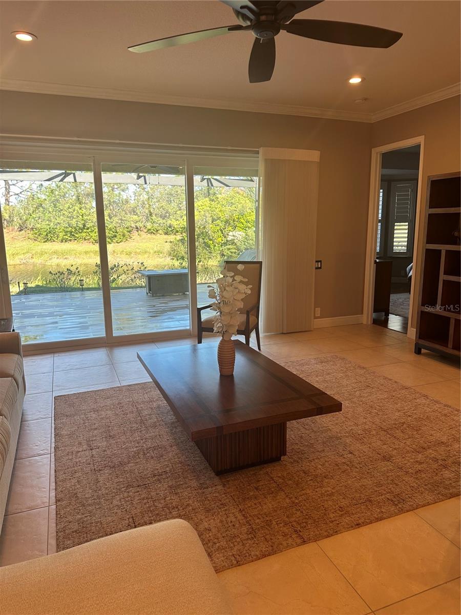7135 KENSINGTON CT — photo 5